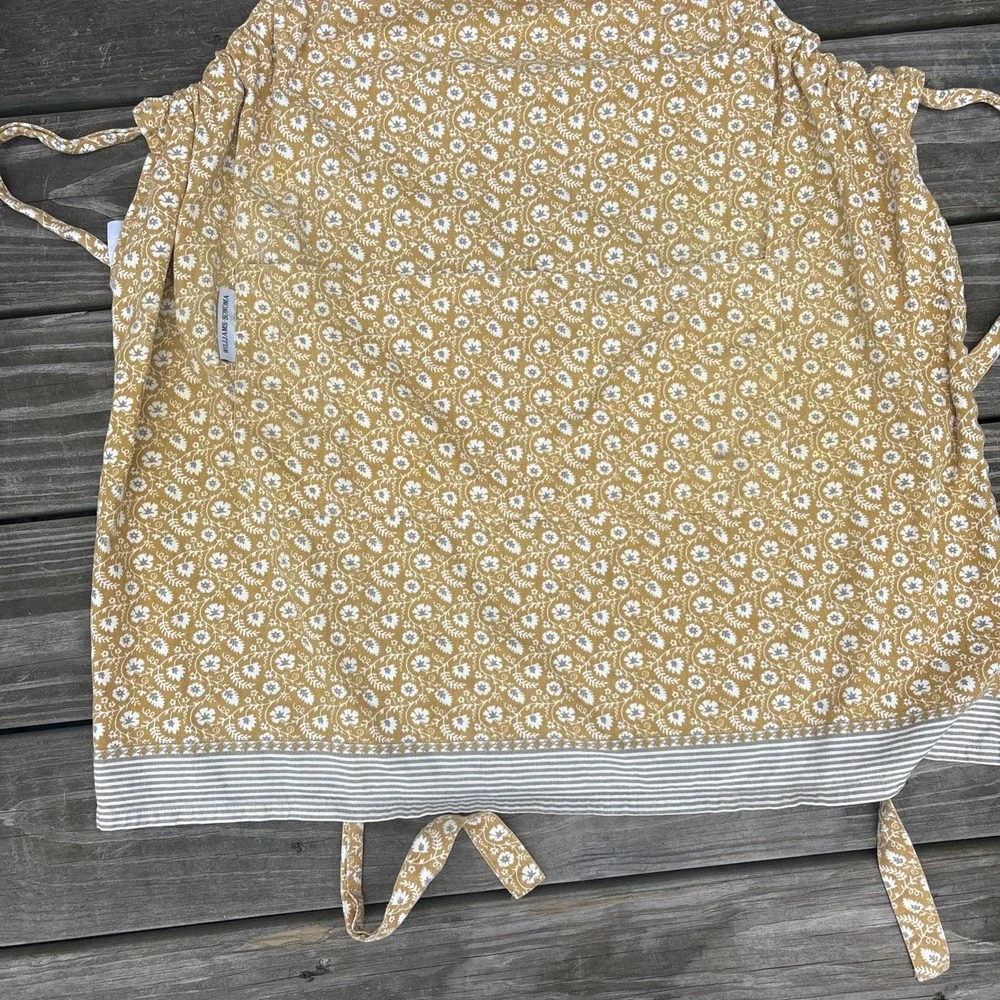 Williams-Sonoma Yellow Floral Women's Adult Size Apron 100%Cotton cottage